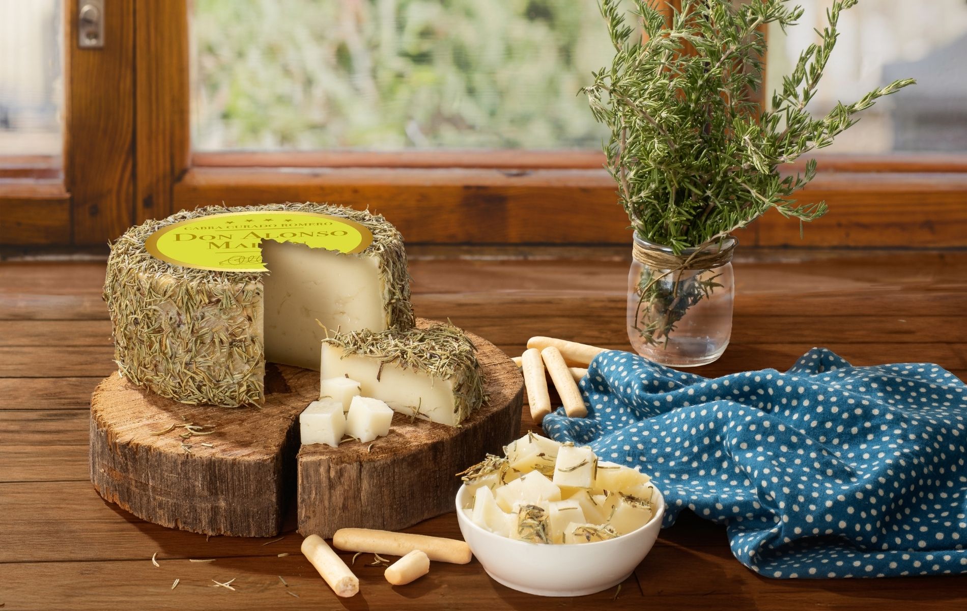 bodegón queso cabra curado al romero